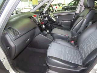 /photos/10998/570b2940-b6a9-429c-a166-b5464ece3204_i320x240.jpg